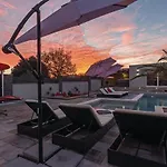 Lovely In With Sauna Holiday home Pula