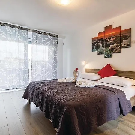 Hébergement de vacances Amazing In With Kitchen *