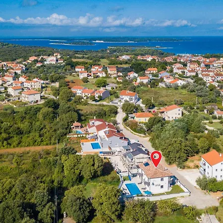 Hébergement de vacances Amazing In With Kitchen