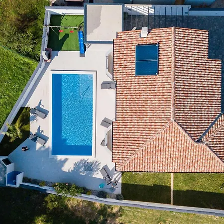 Будинок відпочинку Amazing In With Kitchen *