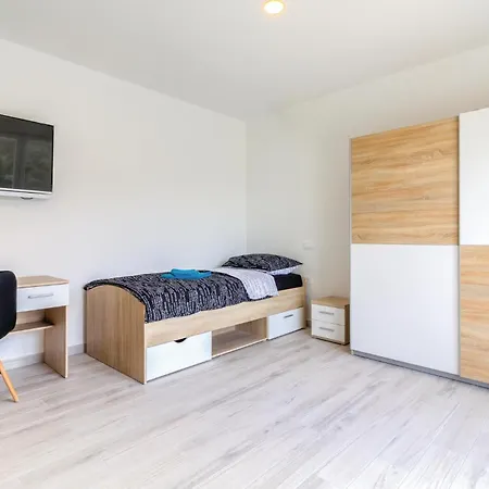 Amazing In With Kitchen