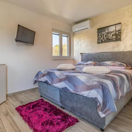 Amazing In With Kitchen