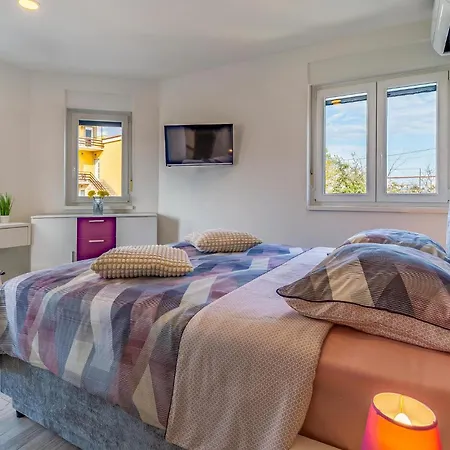 Будинок відпочинку Amazing In With Kitchen