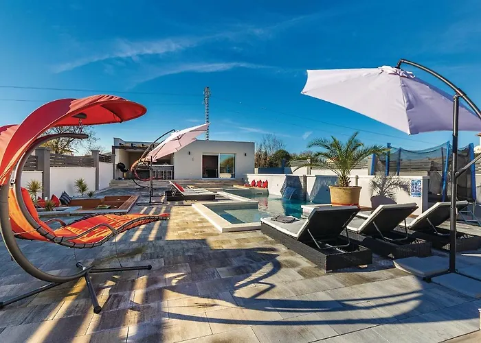 Дом отдыха Amazing In With Kitchen