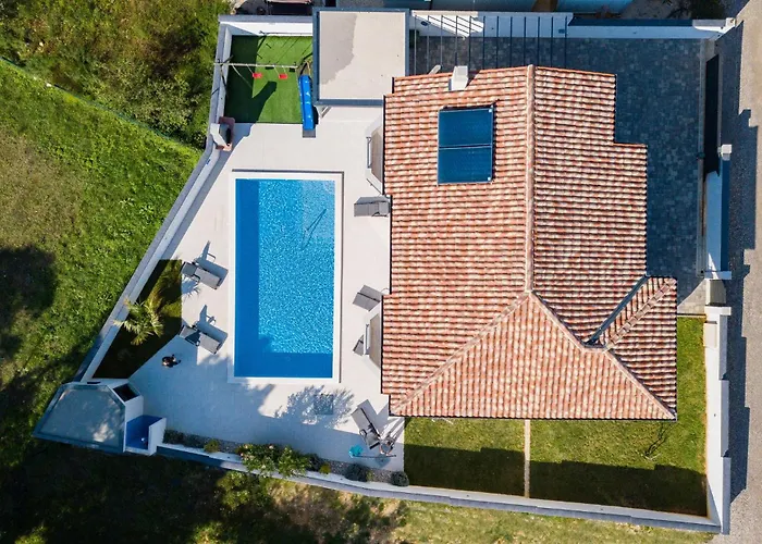 Дом отдыха Amazing In With Kitchen *